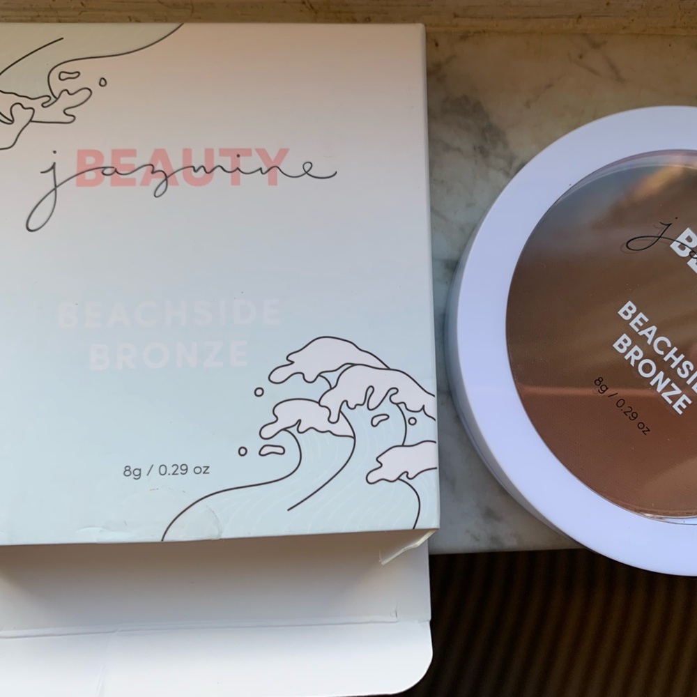 Bronzer shade-light